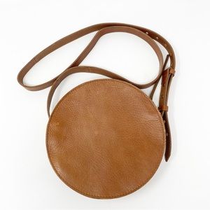 Madewell | The Simple Circle Crossbody Bag Brown Leather